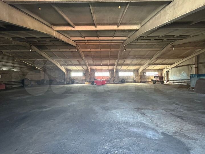 Производство, 1300 м²
