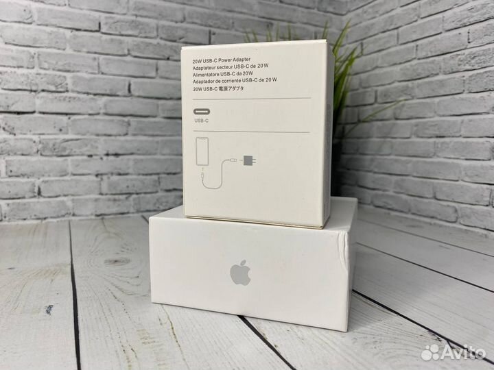 Блок питания apple 20w на iPhone и type-c кабель