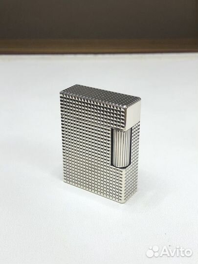 Зажигалка S.T. Dupont