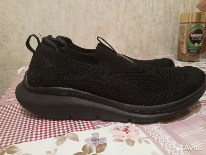 Кроссовки Demix Magus Slipon Knit