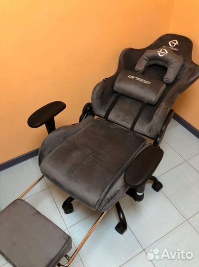 Компьютерное игровое (геймерское) кресло. Новые