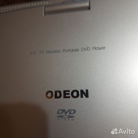 Портативный видеопроигрыватель odeon pdp-9T