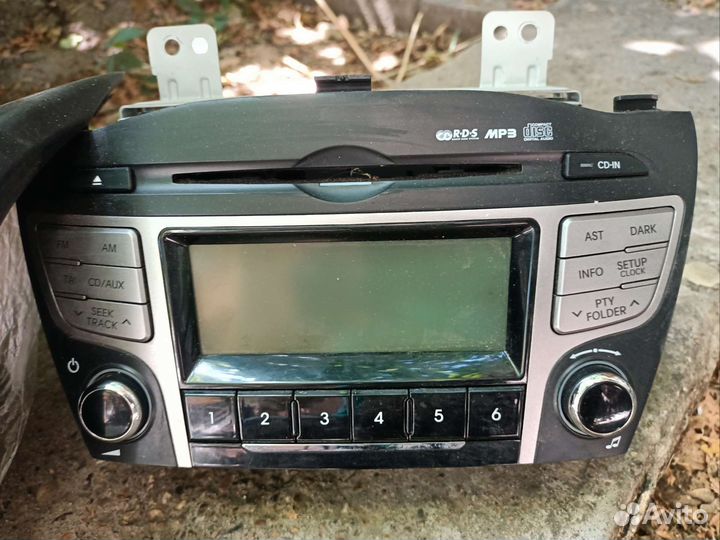 Штатная магнитола на hyundai ix35