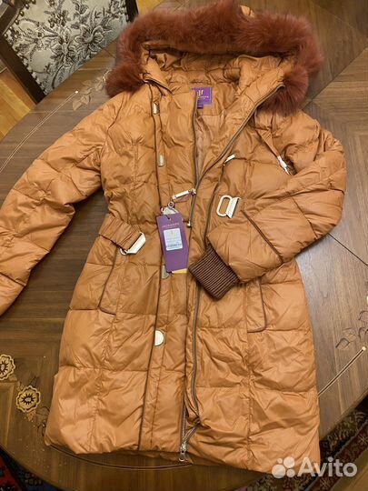 Куртки женские новые размер M