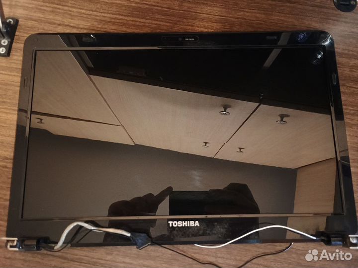 Toshiba Satellite L655 запчасти