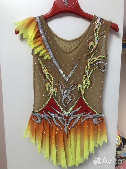 Купальник для художественной гимнастики