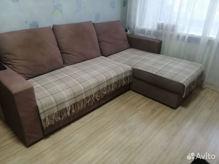 Угловой диван бу