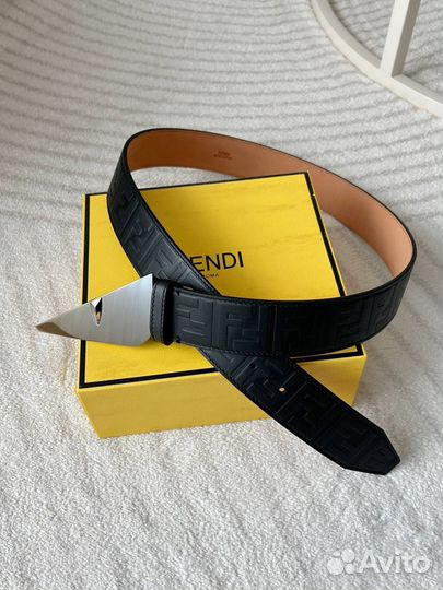 Мужской ремень Fendi