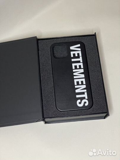 Vetements Чехол на iPhone 12 Pro оригинал новый