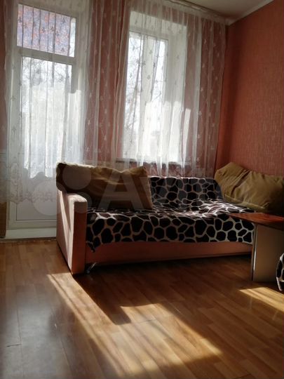 Комната 19 м² в 4-к., 2/4 эт.