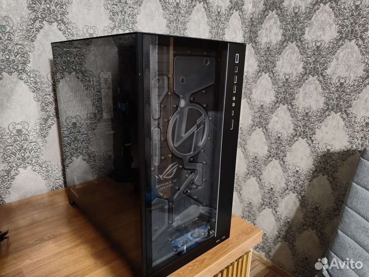 Lian Li Dynamic O11 XL + Dstro Plate + райзер