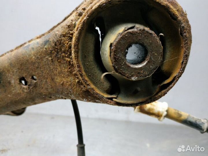 Рычаг задней подвески задний левый Mitsubishi