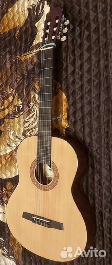 Акустическая гитара hohner