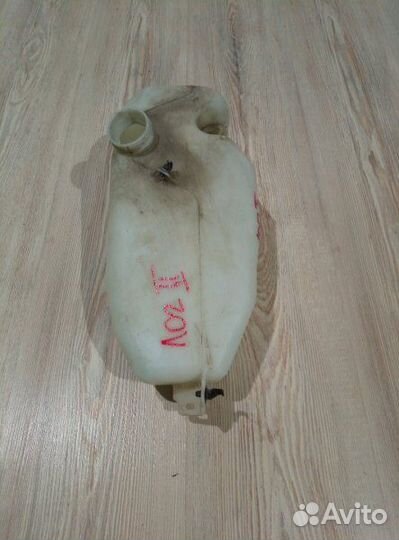 Бачок омывателя Renault logan 2