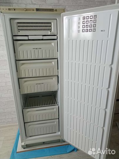 Морозильная камера бу Stinol