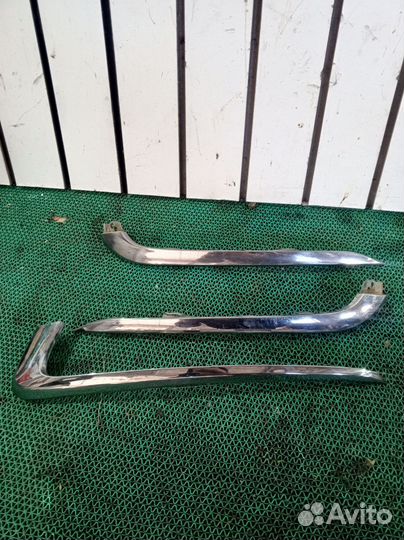 Молдинги переднего бампера LADA Granta fl