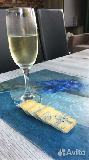 Сыры Камамбер,Рокфор и Валансе с белой плесенью