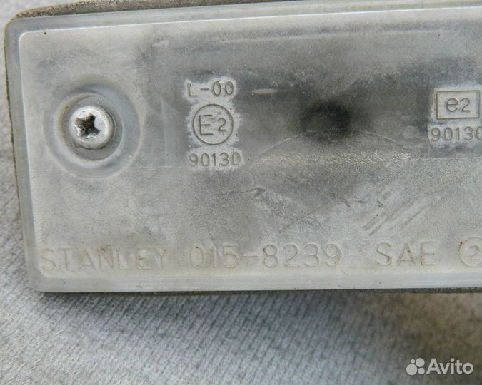 Плафон подсветки номера Mazda 626 GE 2.0 FS