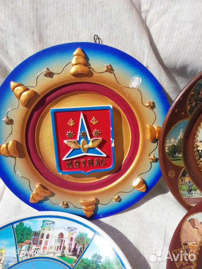 Набор настенных тарелок