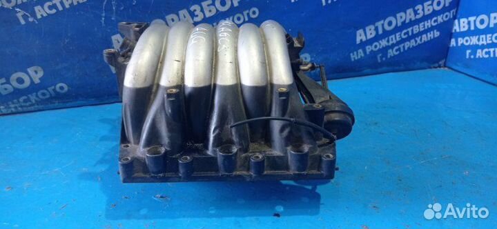 Коллектор впускной Audi A6C5 седан ALG 1999