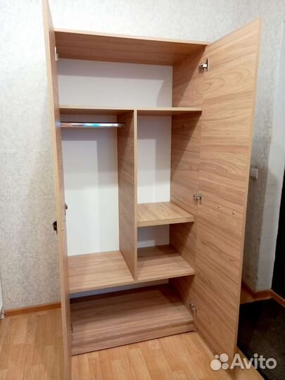 Шкаф двухстворчатый с полками детский