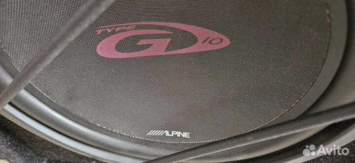 Сабвуфер Alpine