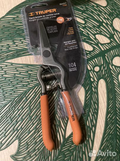 Секатор / ножницы садовые