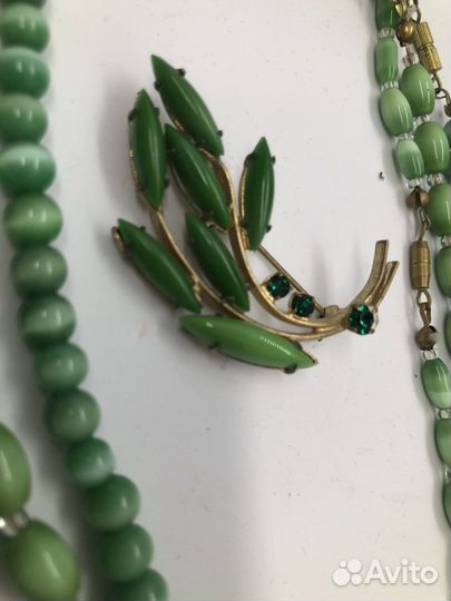 Бусы и Брошь.Чехословакия