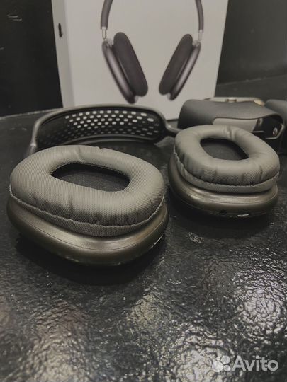 Наушники Airpods max