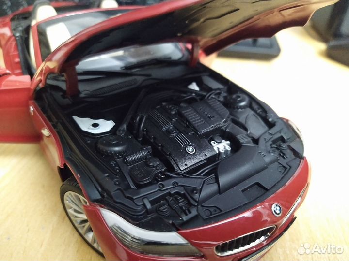 BMW Z4 e89 Kyosho 1/18