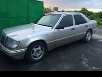 Mercedes-Benz W124 2.6 AT, 1986, 200 000 км, с пробегом, цена 140 000 руб.