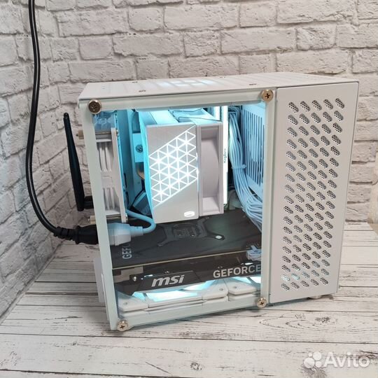 Игровой мини пк Ryzen 7 7800X3D + RTX 4070 Super