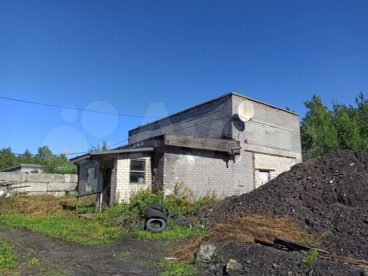 Гараж, > 30 м²