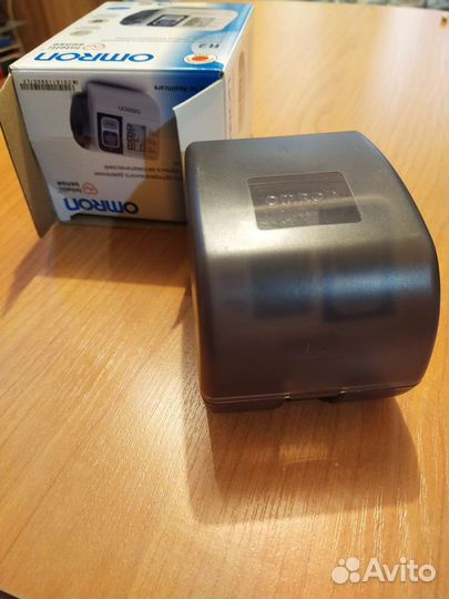 Тонометр автоматический на запястье