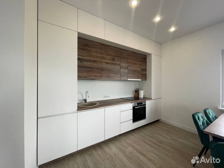 Прямая кухня/ трёхуровневая кухня на заказ