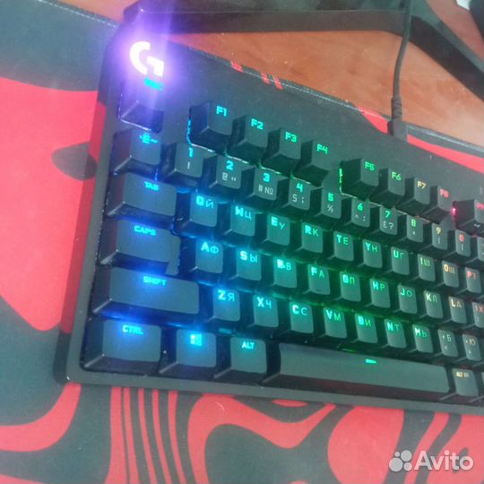Logitech G Pro клавиатура
