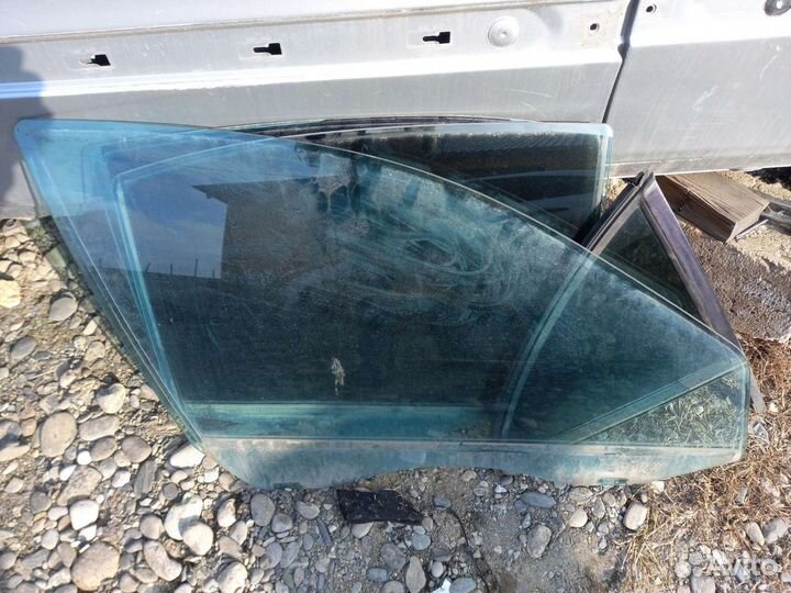 Стёкла дверные мерседес 211