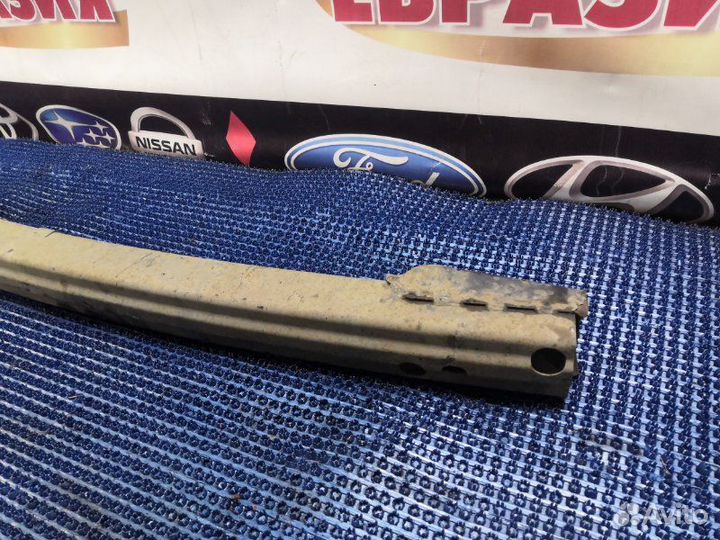 Усилитель бампера задний Mazda Tribute epew YF