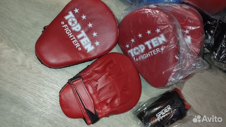 Боксерские лапы для единоборств