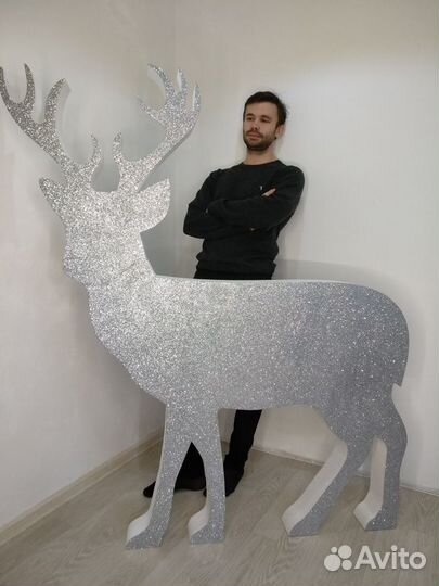 Новогодние декорации из пенопласта Олени