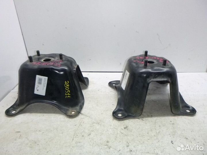 Кронштейн запасного колеса suzuki grand vitara 200