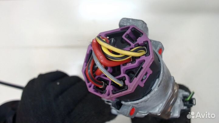 Замок зажигания Skoda SuperB, 2005