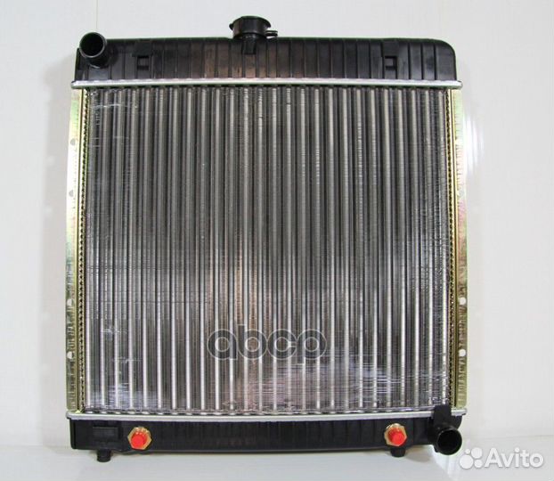 512740P Радиатор охлаждения MB W 123 2,8 А