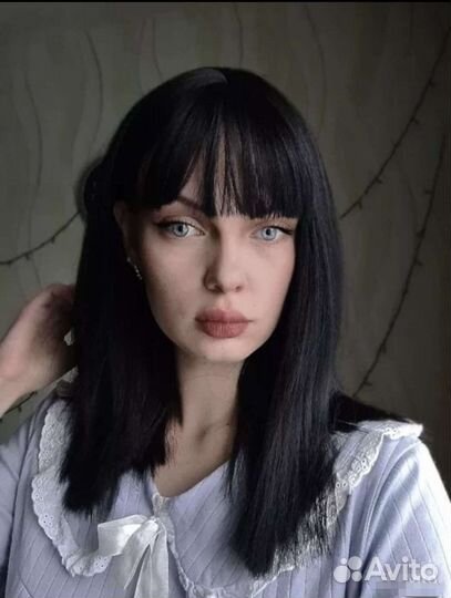 Парик черный до плеч. Новый