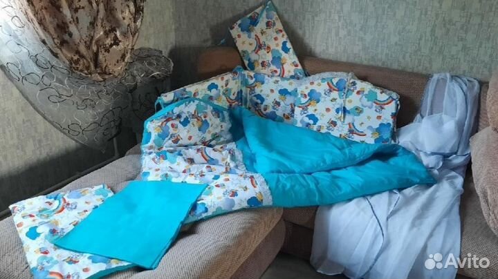 Комплект для кровати с бортиками