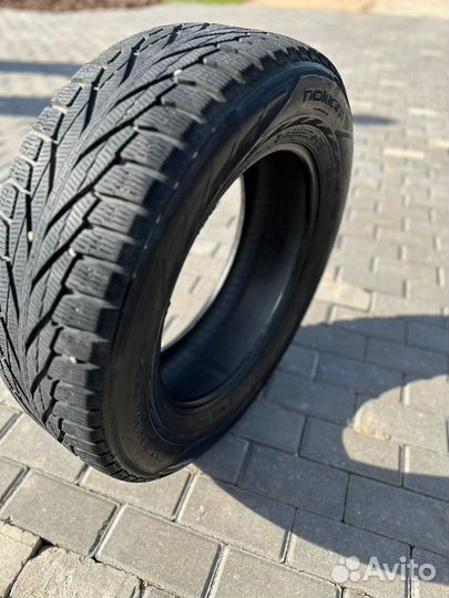 Nokian Tyres Hakkapeliitta R2 225/65 R17