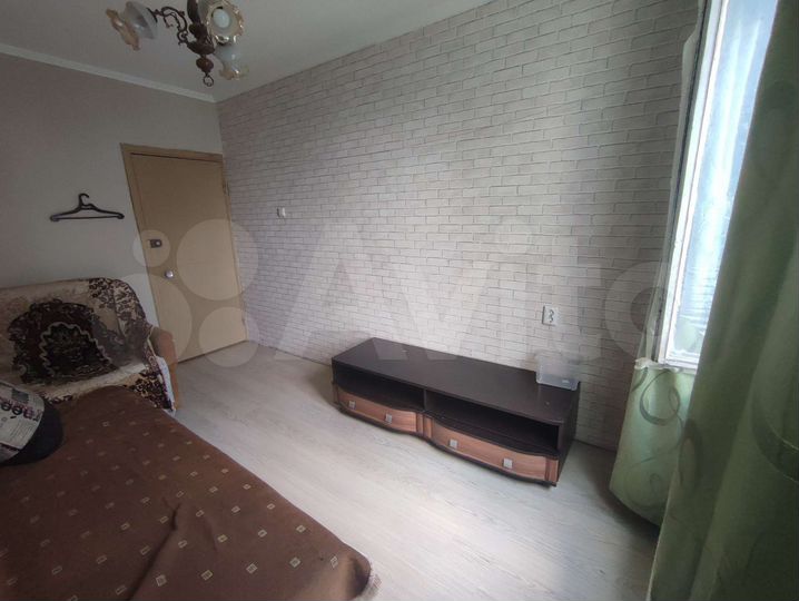 Комната 12 м² в 3-к., 5/10 эт.