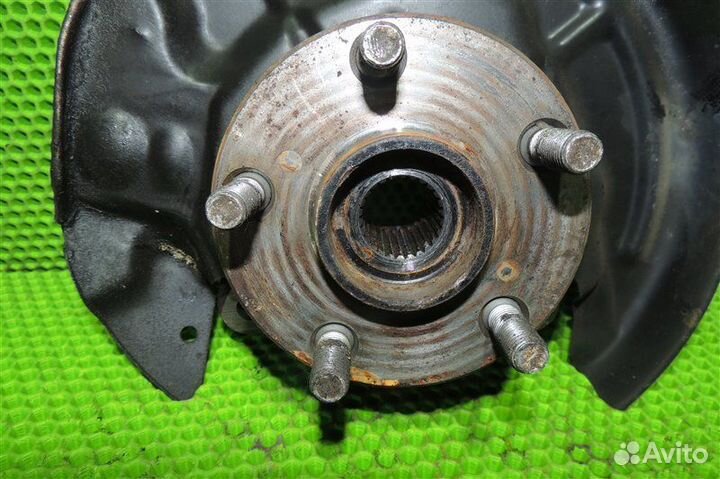 Ступица передняя правая Toyota Caldina AT211 7AFE