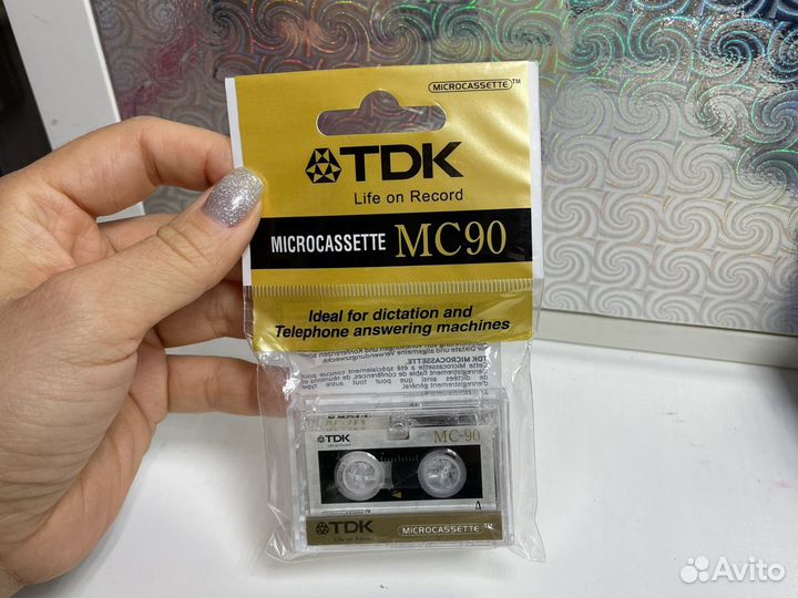 Микрокассета