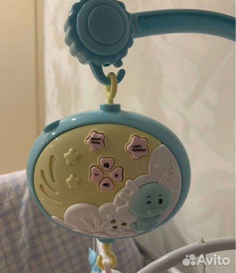 Мобиль в детскую кроватку с проектором